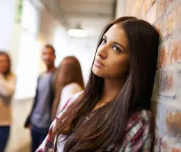 شخصیت اجتنابی یا دوری گزین