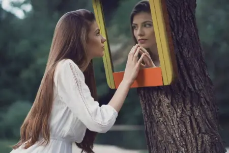 خود‌شیفتگی چیست؟