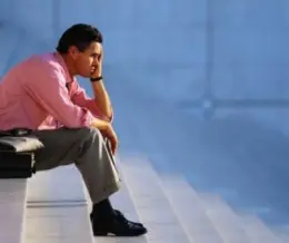 آسیب‌های روانی بیکاری جوانان