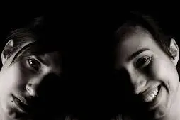 عود شدید اختلال خلقی دو قطبی با قطع خودسرانه درمان