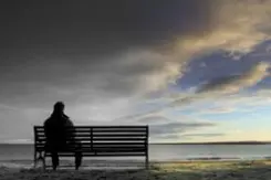 ضرورت توجه به علائم افسردگی و درمان آن